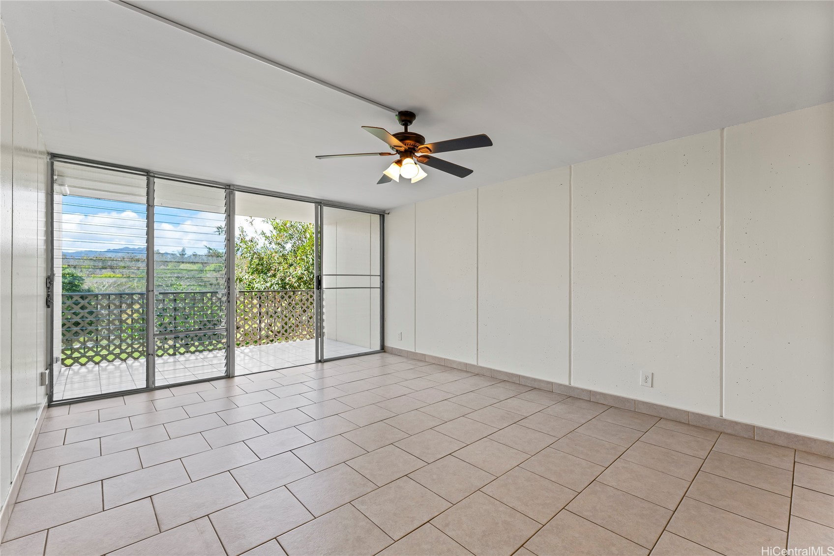 95-2048 Waikalani Place D204