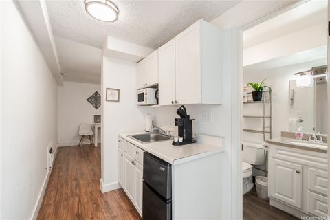 2450 Prince Edward Street 208A Honolulu HI 96815