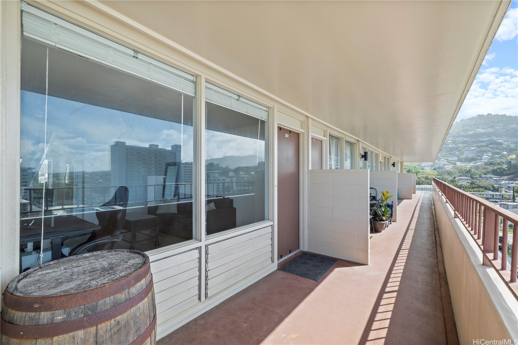 1710 Makiki Street 1005