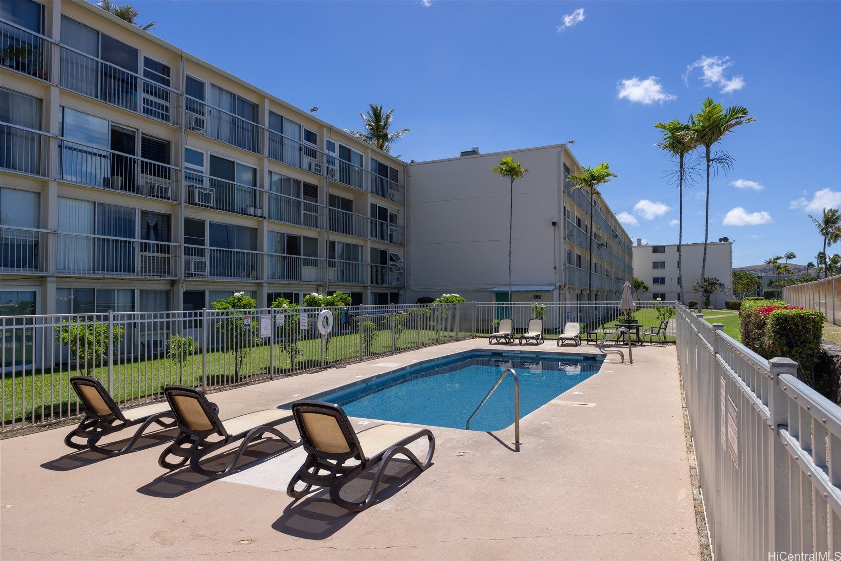 85-175 Farrington Highway A117