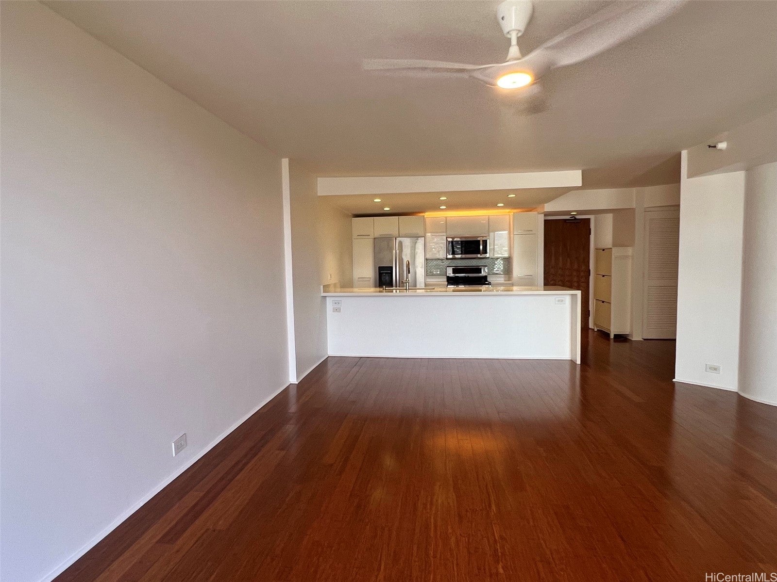 60 N Beretania Street 1404