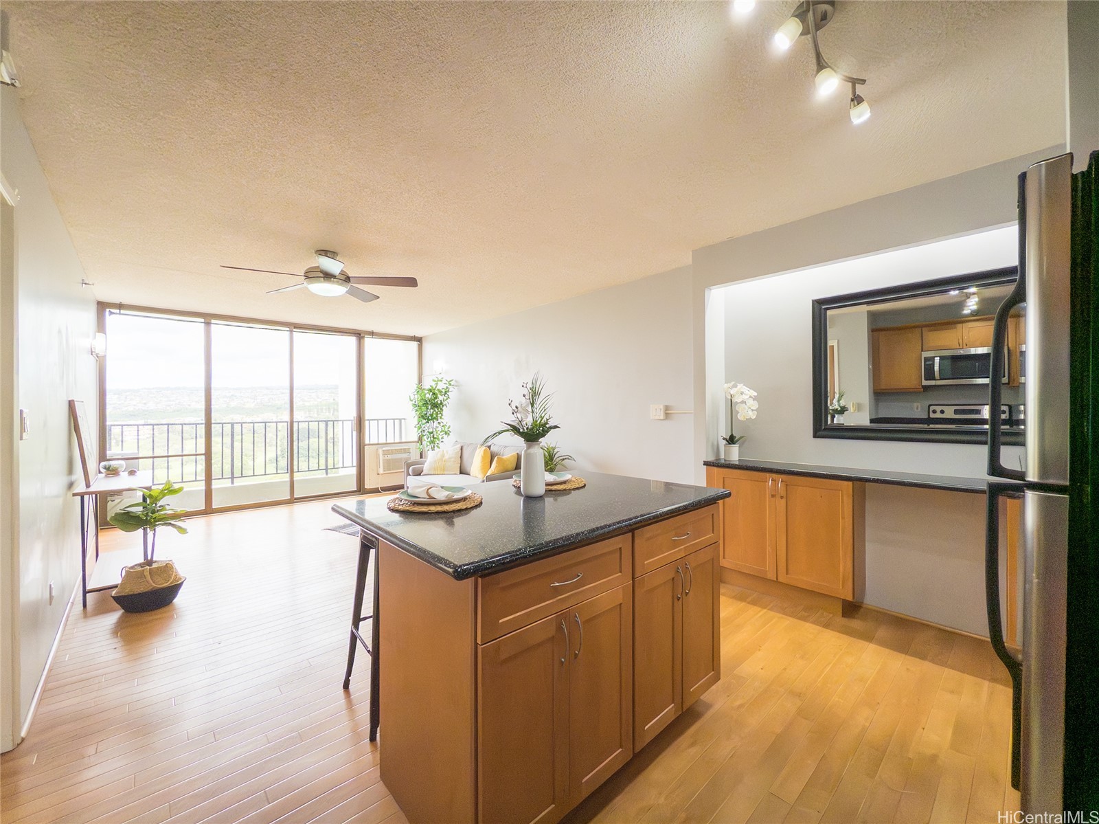 98-402 Koauka Loop 2409