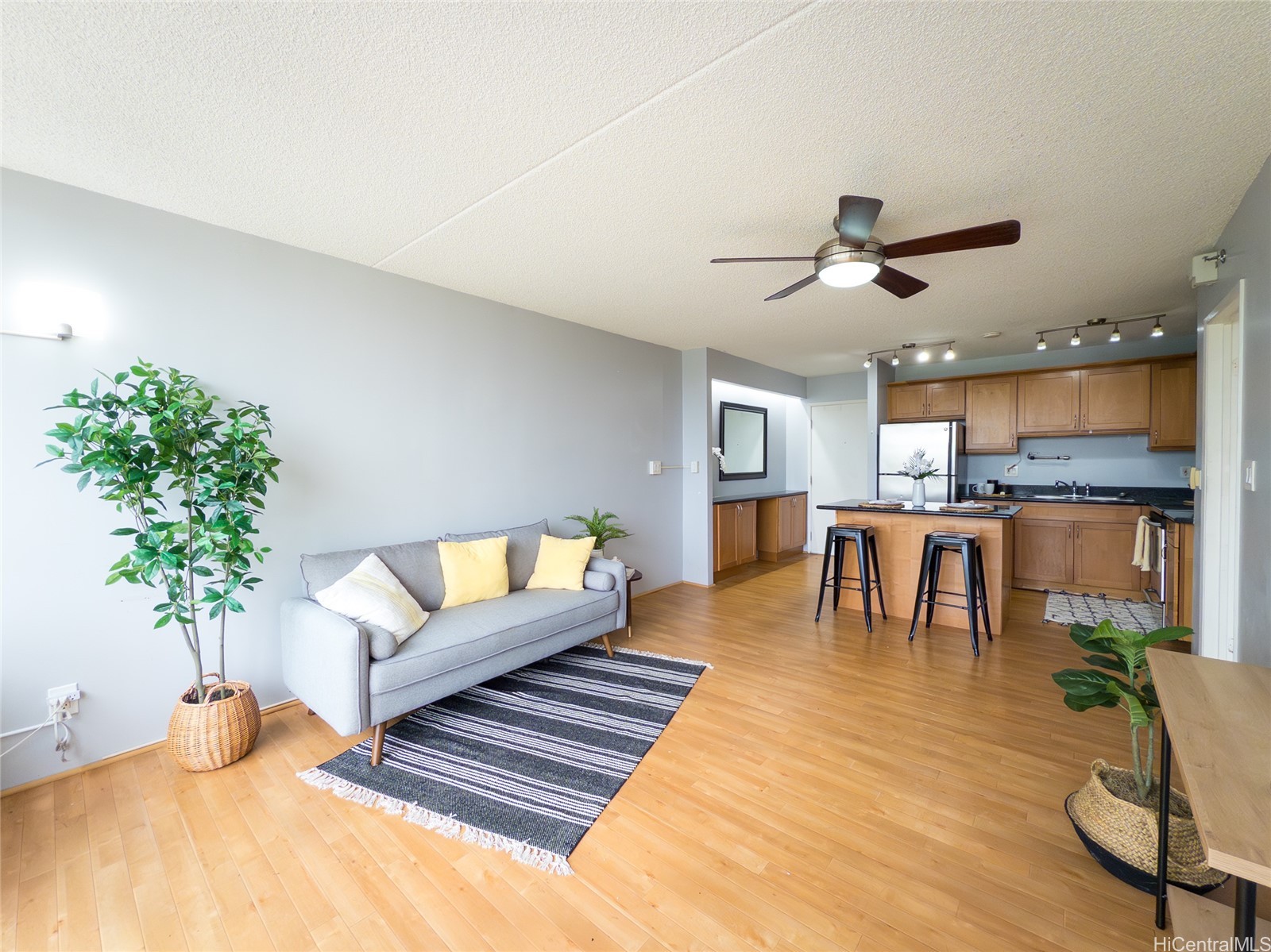 98-402 Koauka Loop 2409