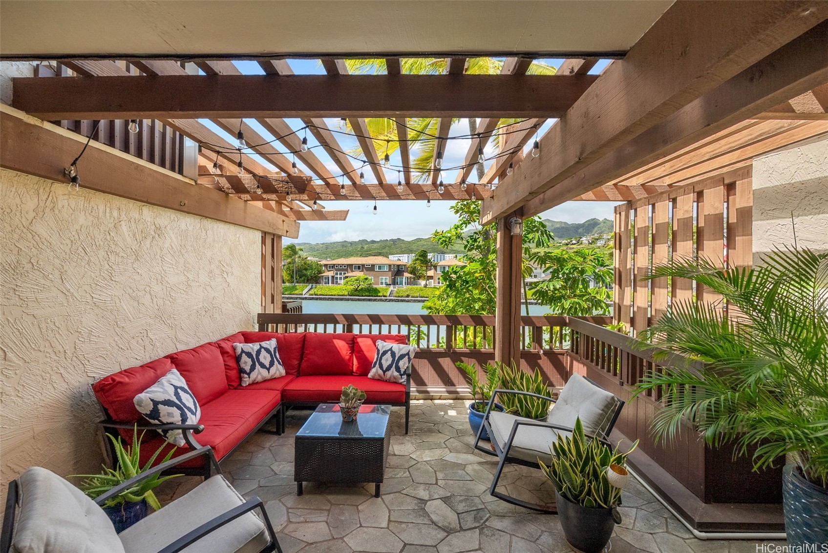 444 Lunalilo Home Road 327