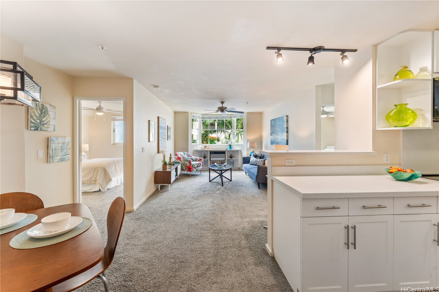 1810 Kaioo Drive B310