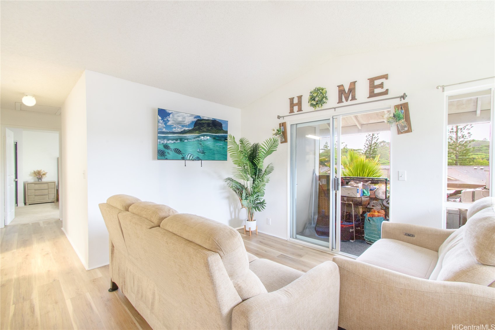 95-510 Wikao Street B202