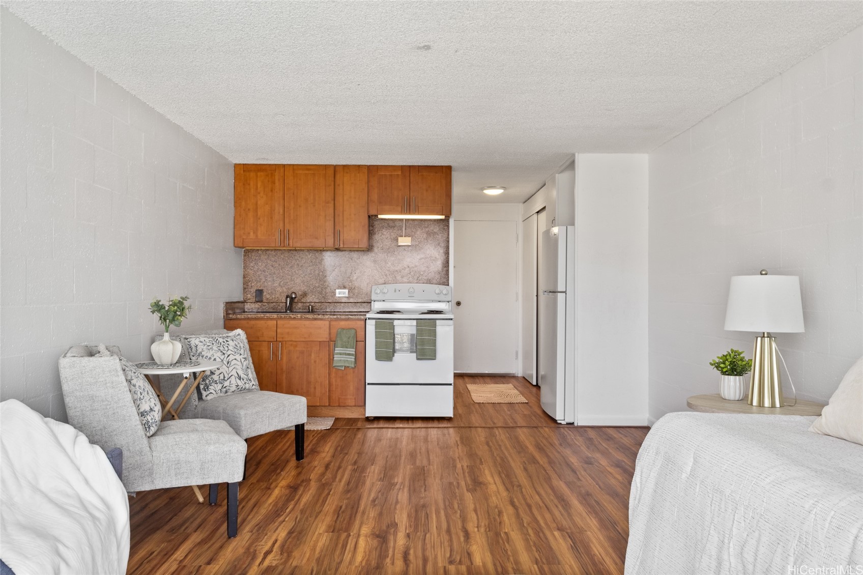 85-175 Farrington Highway C415