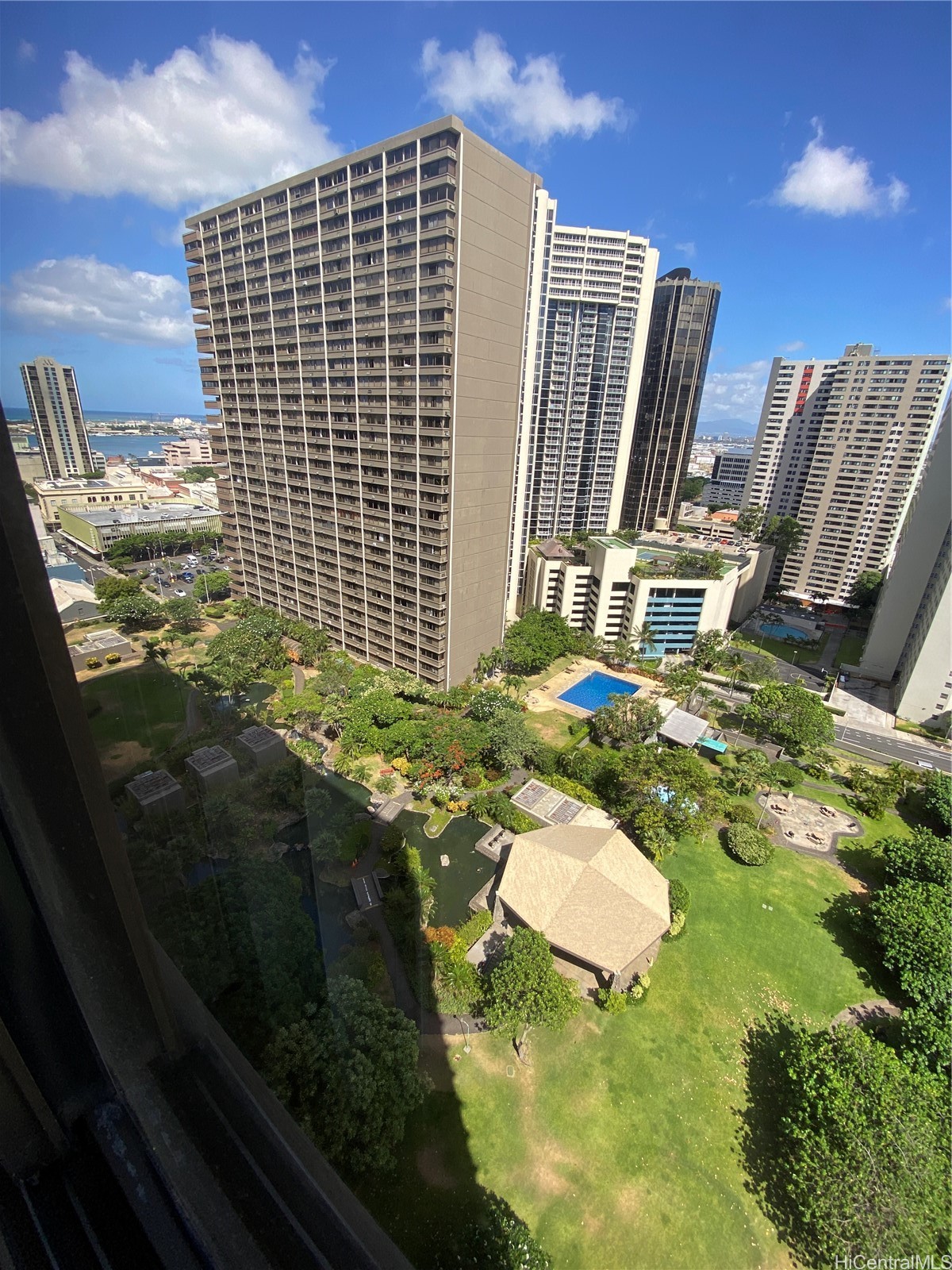 Kukui Plaza Residential Lease