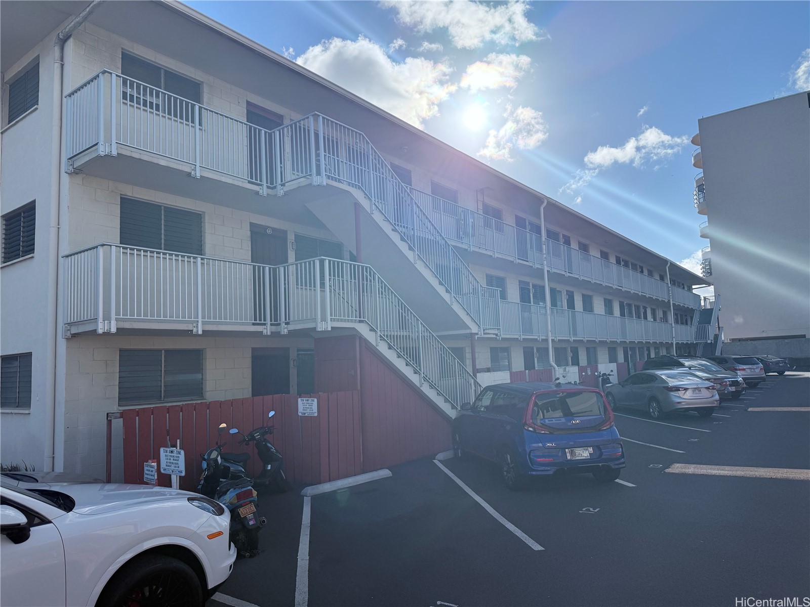 1426 Keeaumoku Street B16