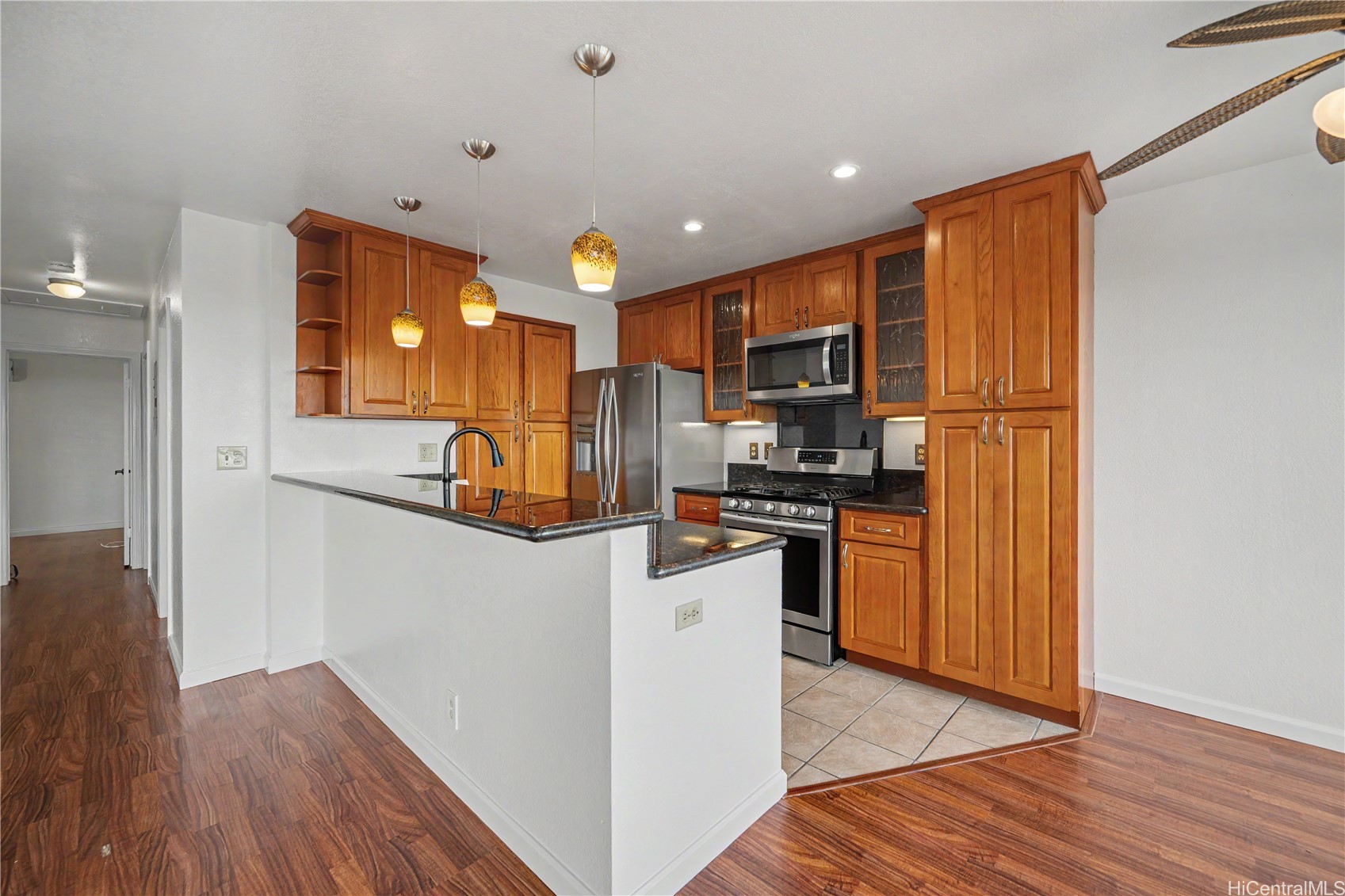 98-1911 Kaahumanu Street N 92
