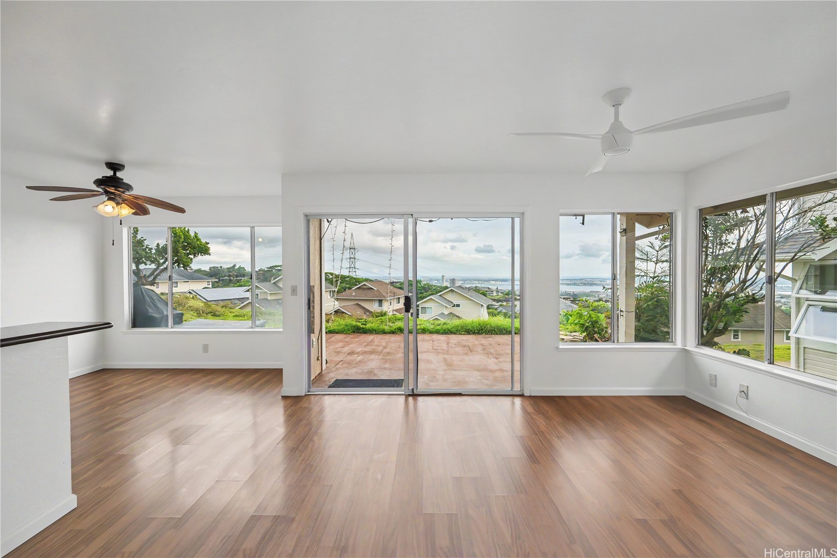 98-1911 Kaahumanu Street N 92