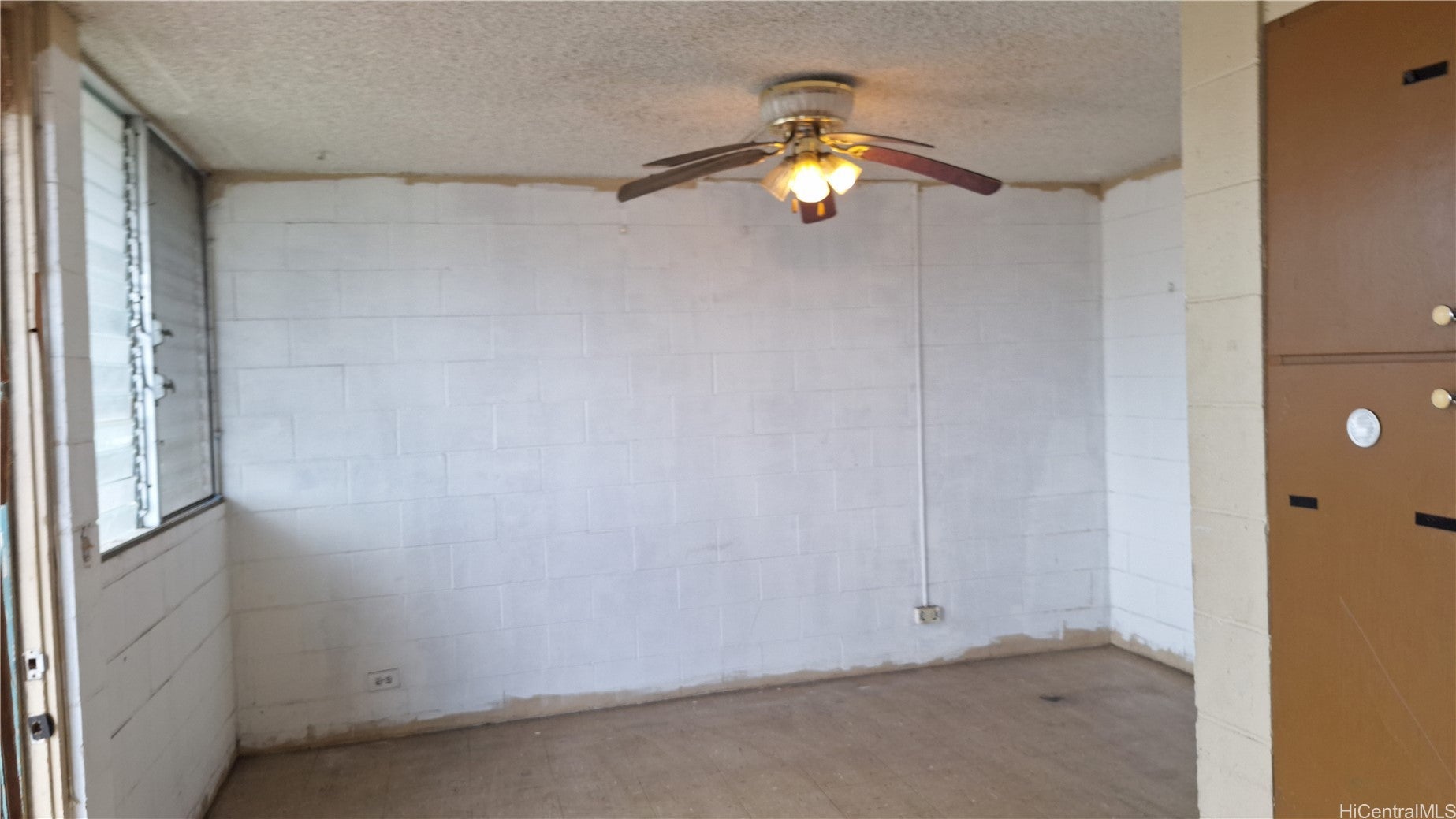 1514 Dillingham Boulevard 305