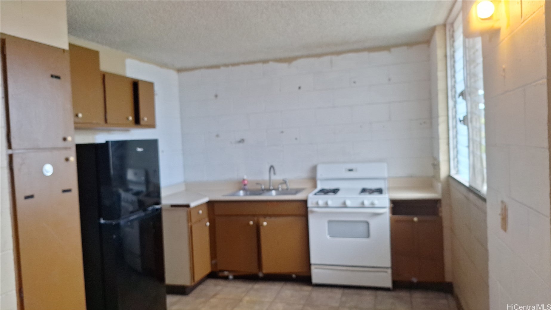 1514 Dillingham Boulevard 305