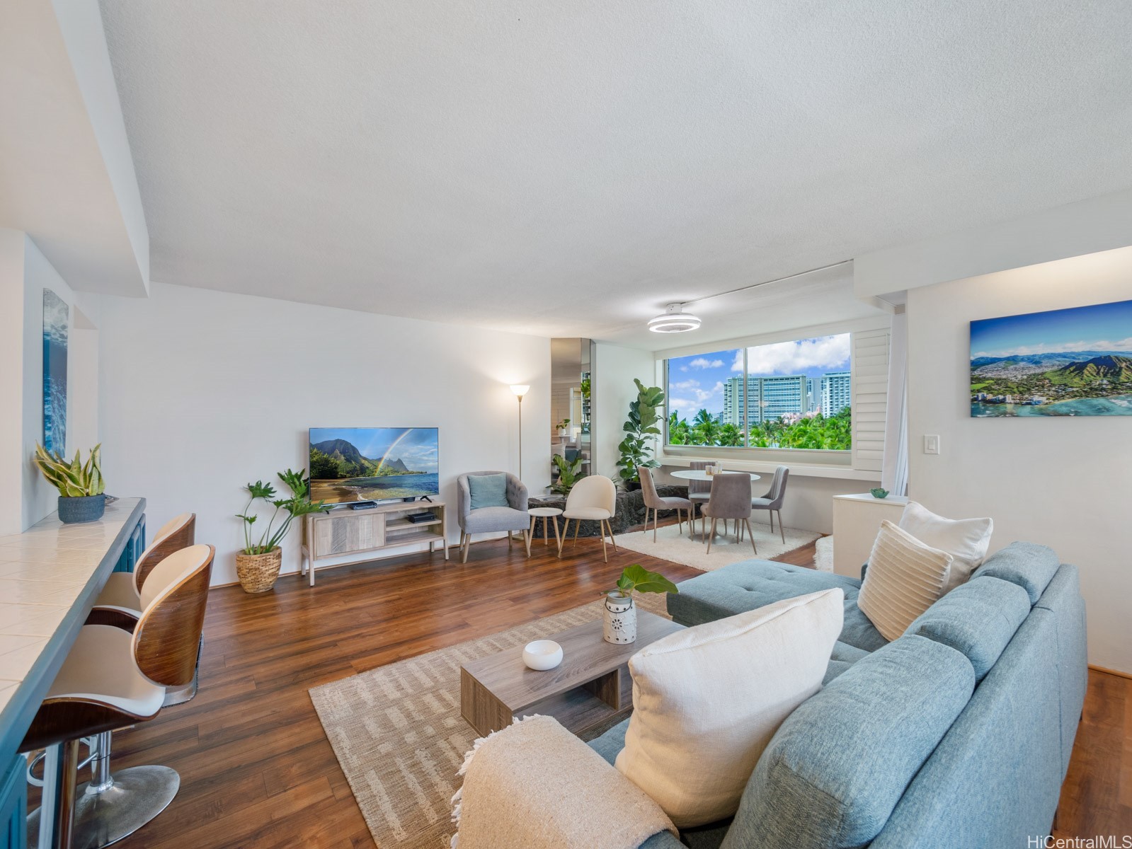 2500 Kalakaua Avenue 503