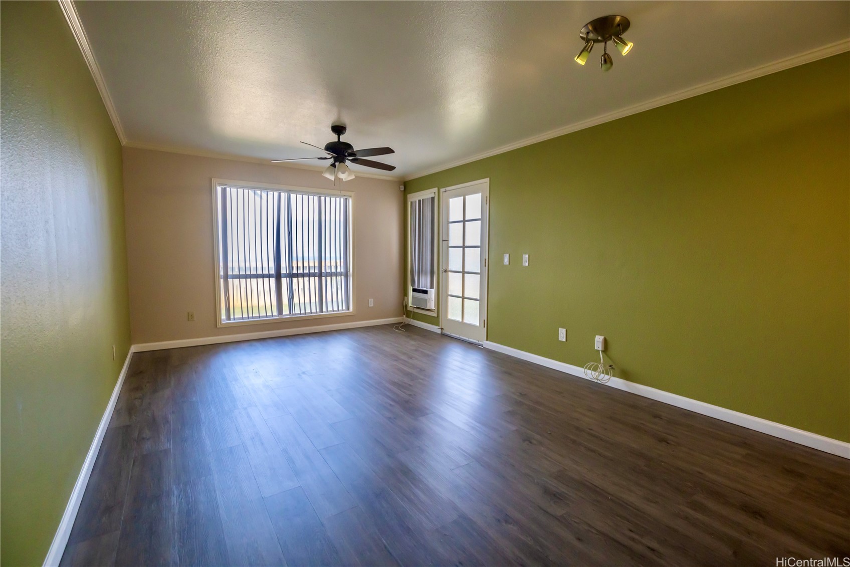 92-1212 Palahia Street W106