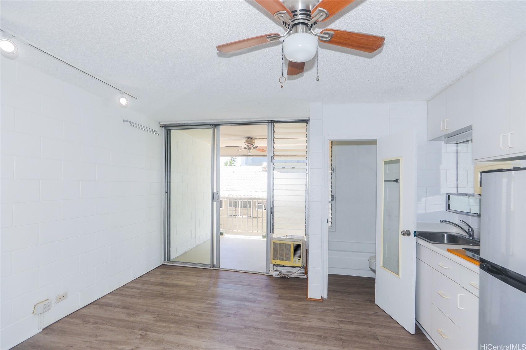 2509 Ala Wai Boulevard 203