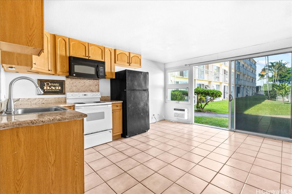 85-175 Farrington Highway C110