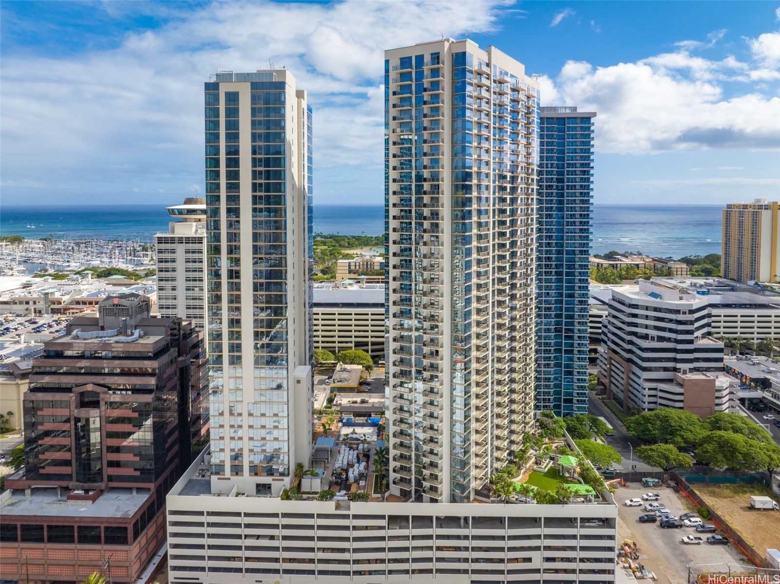 Sky Ala Moana East Condominium