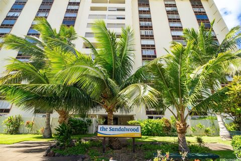 Photo of 910 Ahana Street #308, Honolulu, HI 96814 (MLS # 202523516)