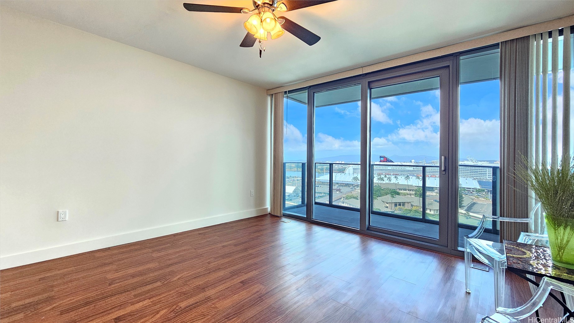 600 Ala Moana Boulevard 1304