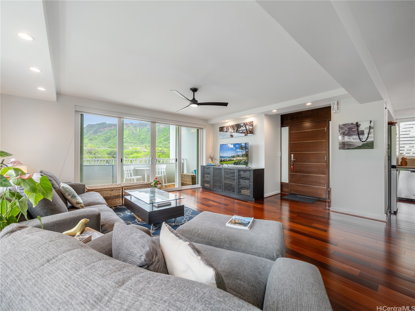 2937 Kalakaua Avenue 49