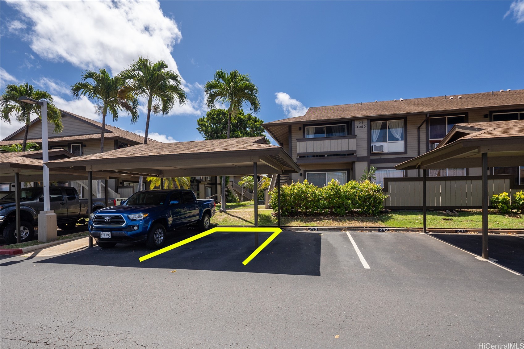 91-1050 Puamaeole Street 8R