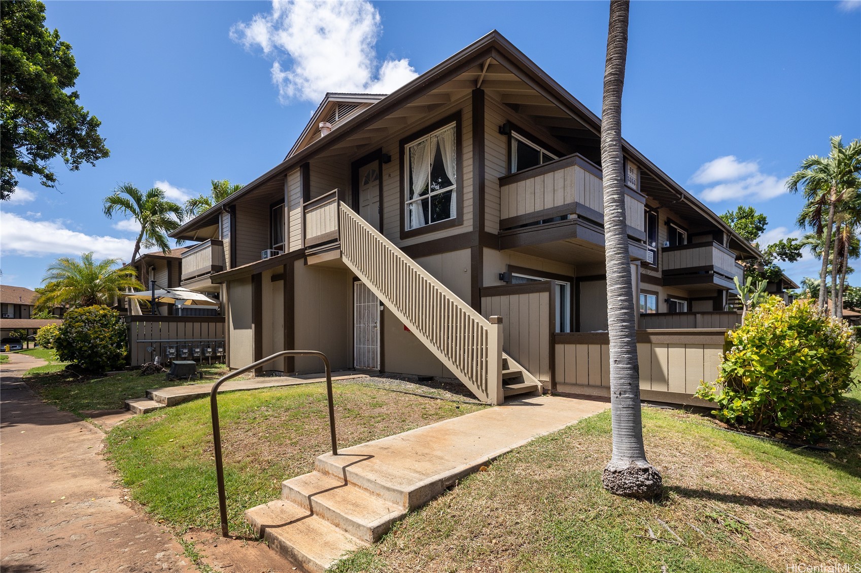 91-1050 Puamaeole Street 8R