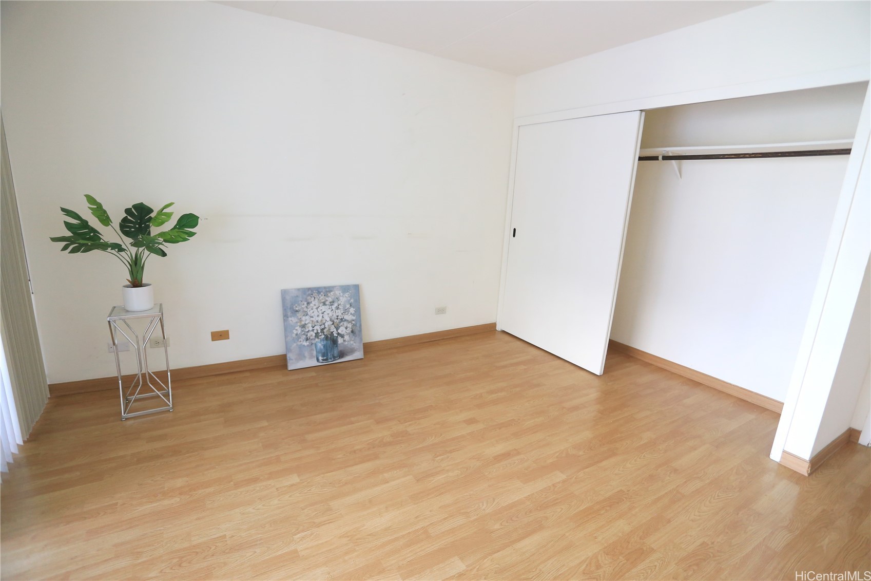 430 Keoniana Street 1201