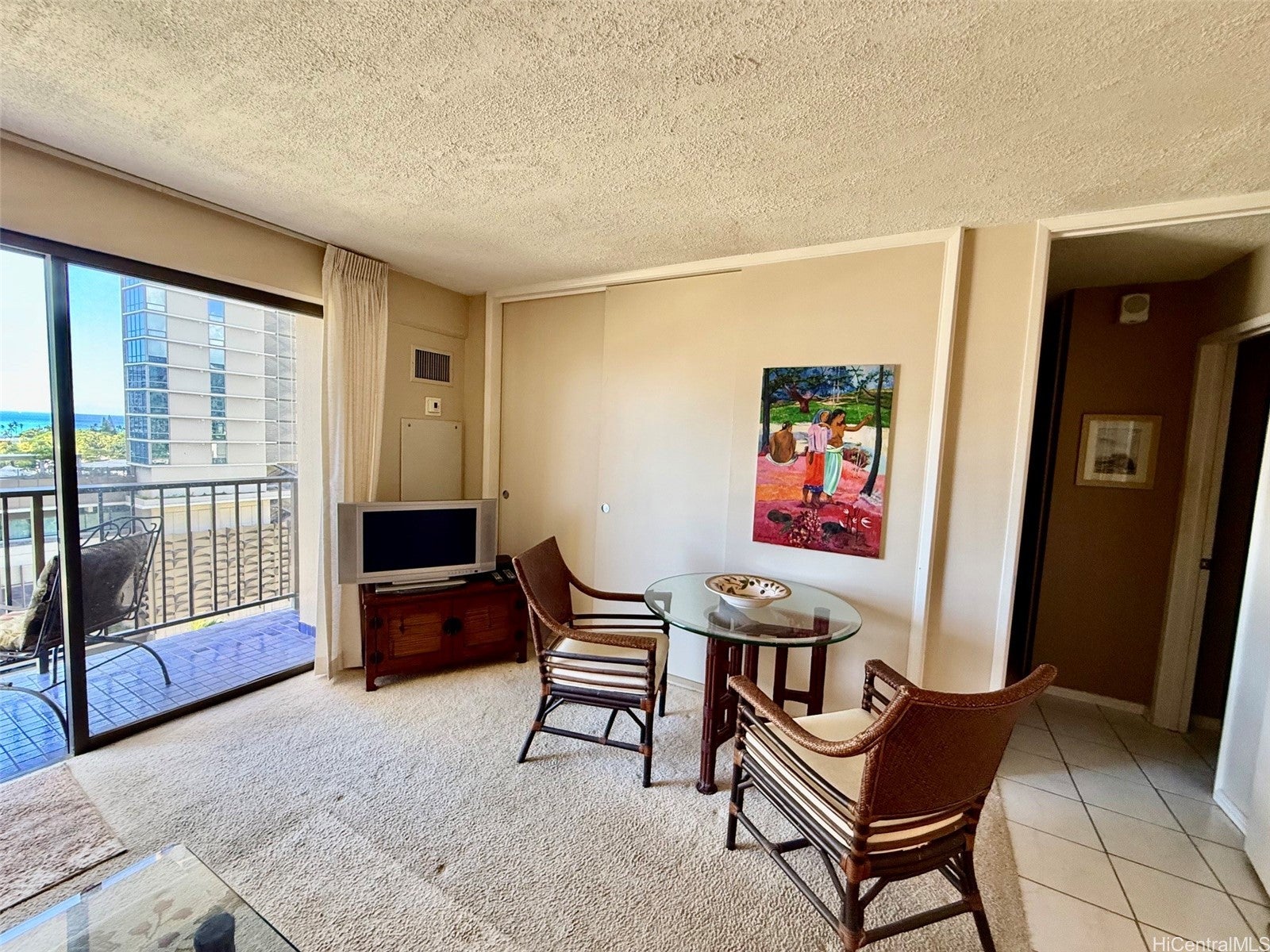 2140 Kuhio Avenue 1105