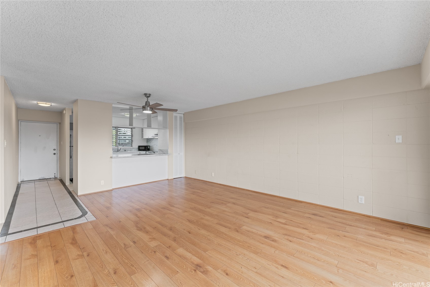 1548 Liholiho Street 403