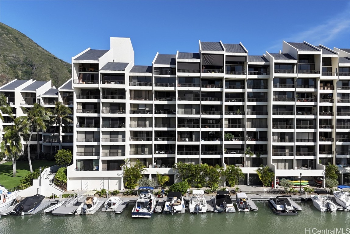 Esplanade Condominium