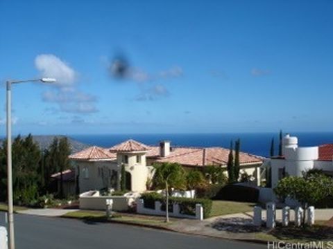 Photo of 97 Moaniala Place, Honolulu, HI 96821 (MLS # 202524740)