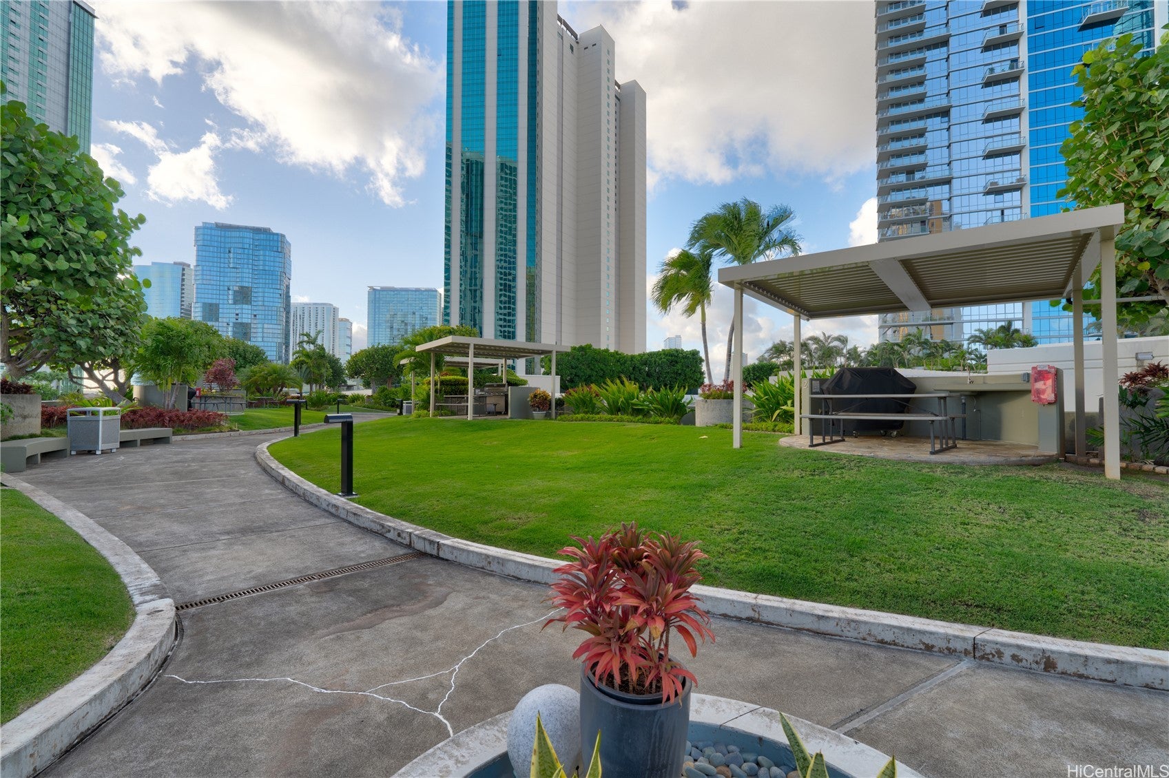 1330 Ala Moana Boulevard 3601