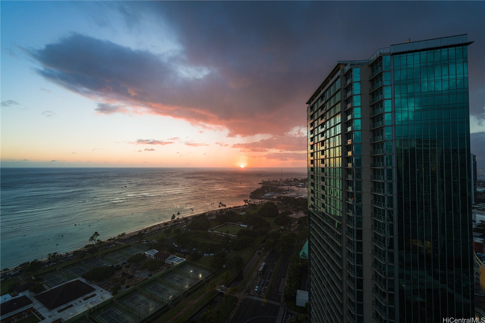1330 Ala Moana Boulevard 3601