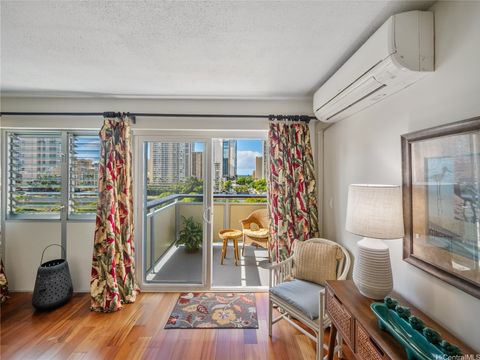 Photo of 509 University Avenue #1003, Honolulu, HI 96826 (MLS # 202528533)