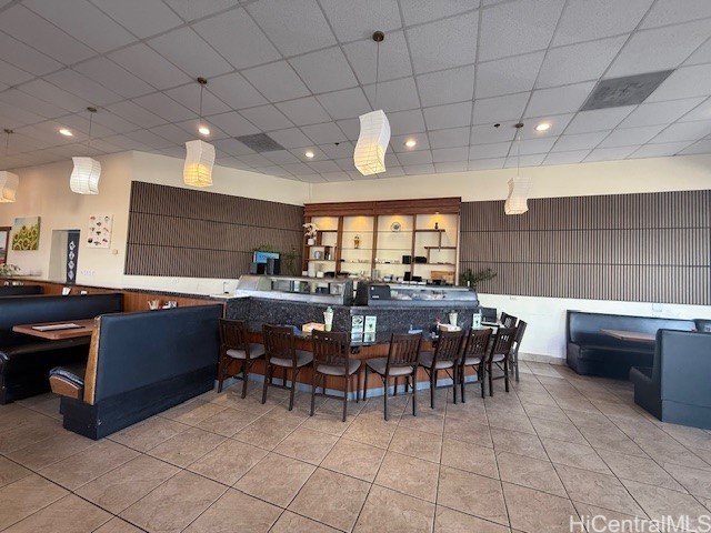 377 Keahole Street A-17