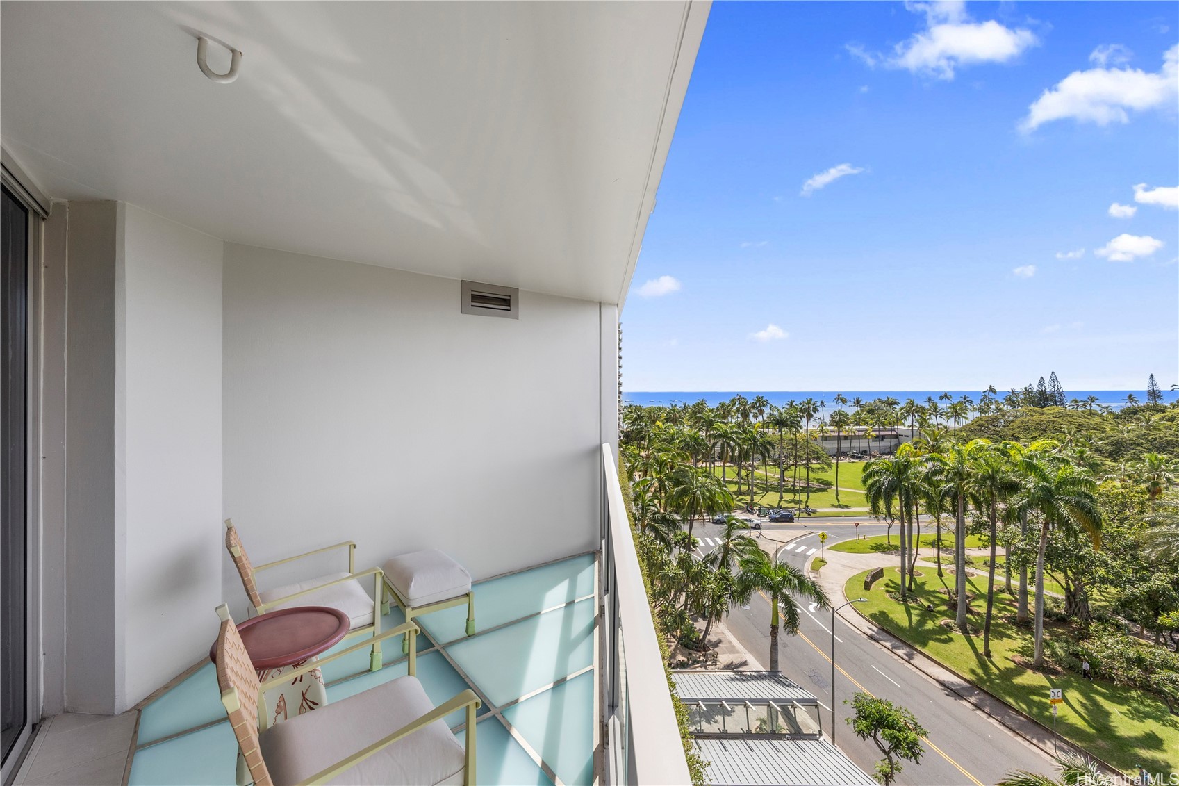 223 Saratoga Roads 807