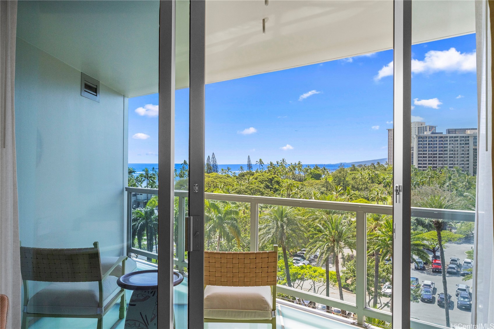 223 Saratoga Roads 807