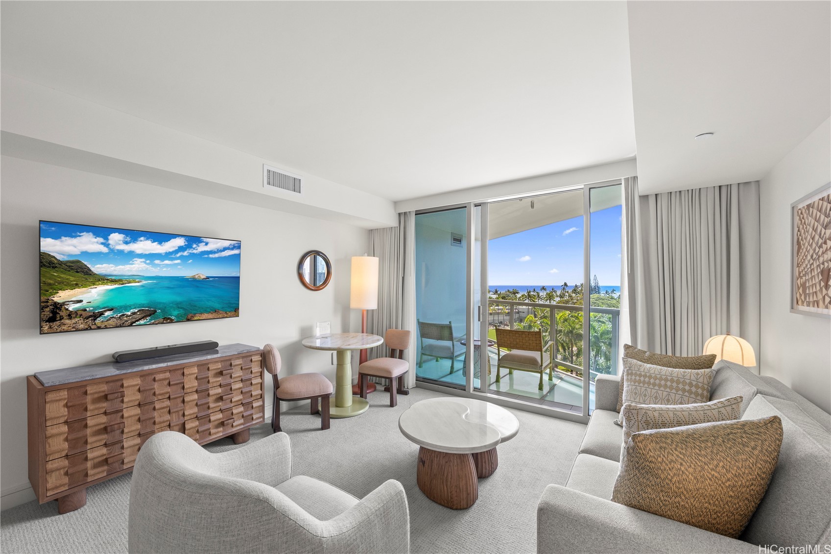 223 Saratoga Roads 807