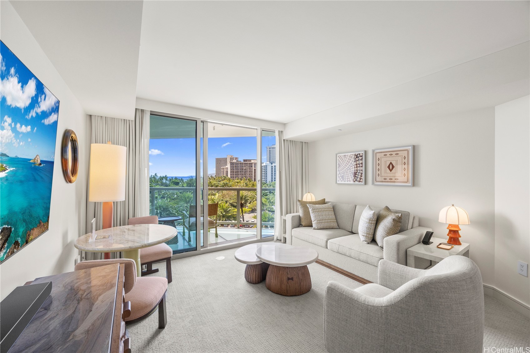 223 Saratoga Roads 807