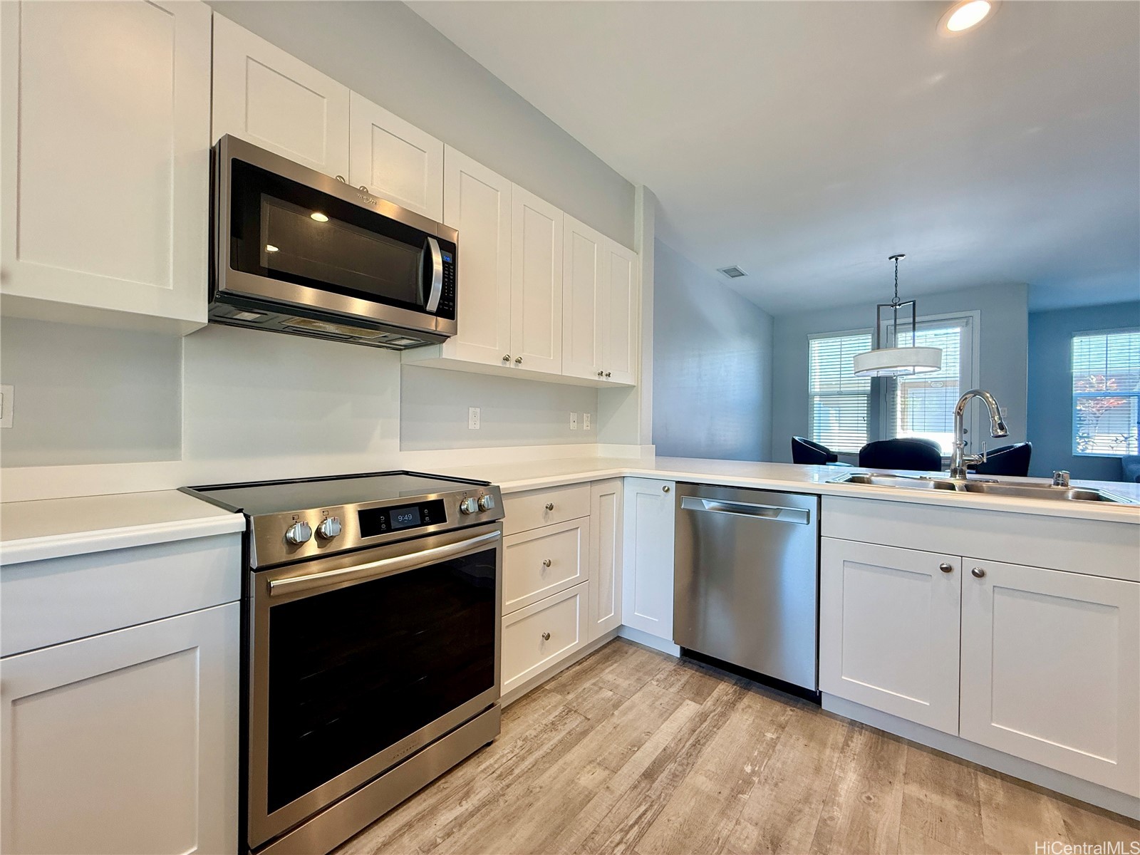 91-2220 Kaiwawalo Street 11-1105