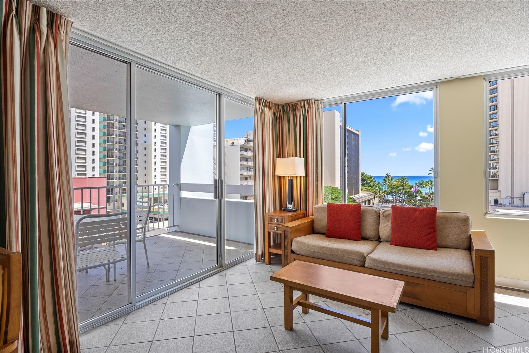 2427 Kuhio Avenue 702