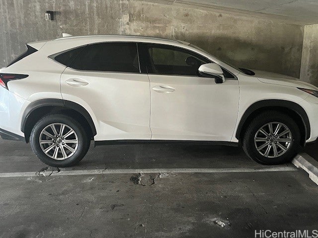 2211 Ala Wai Boulevard A27