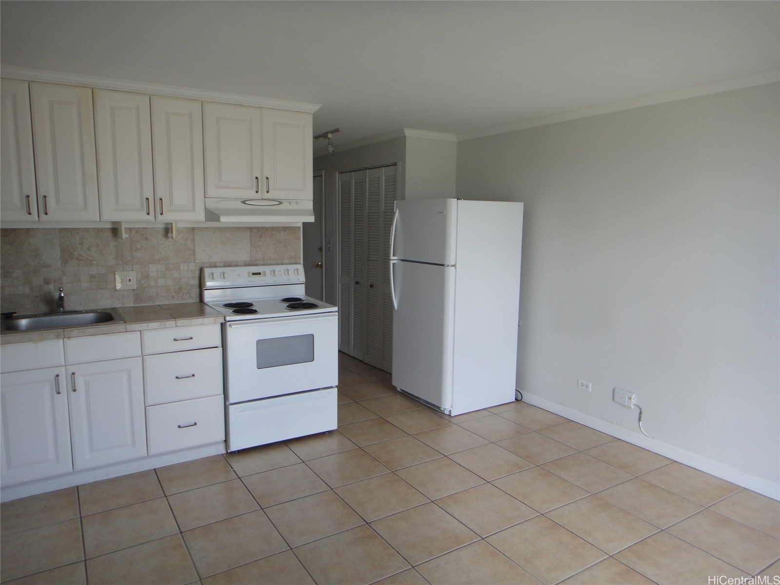 2211 Ala Wai Boulevard 2103