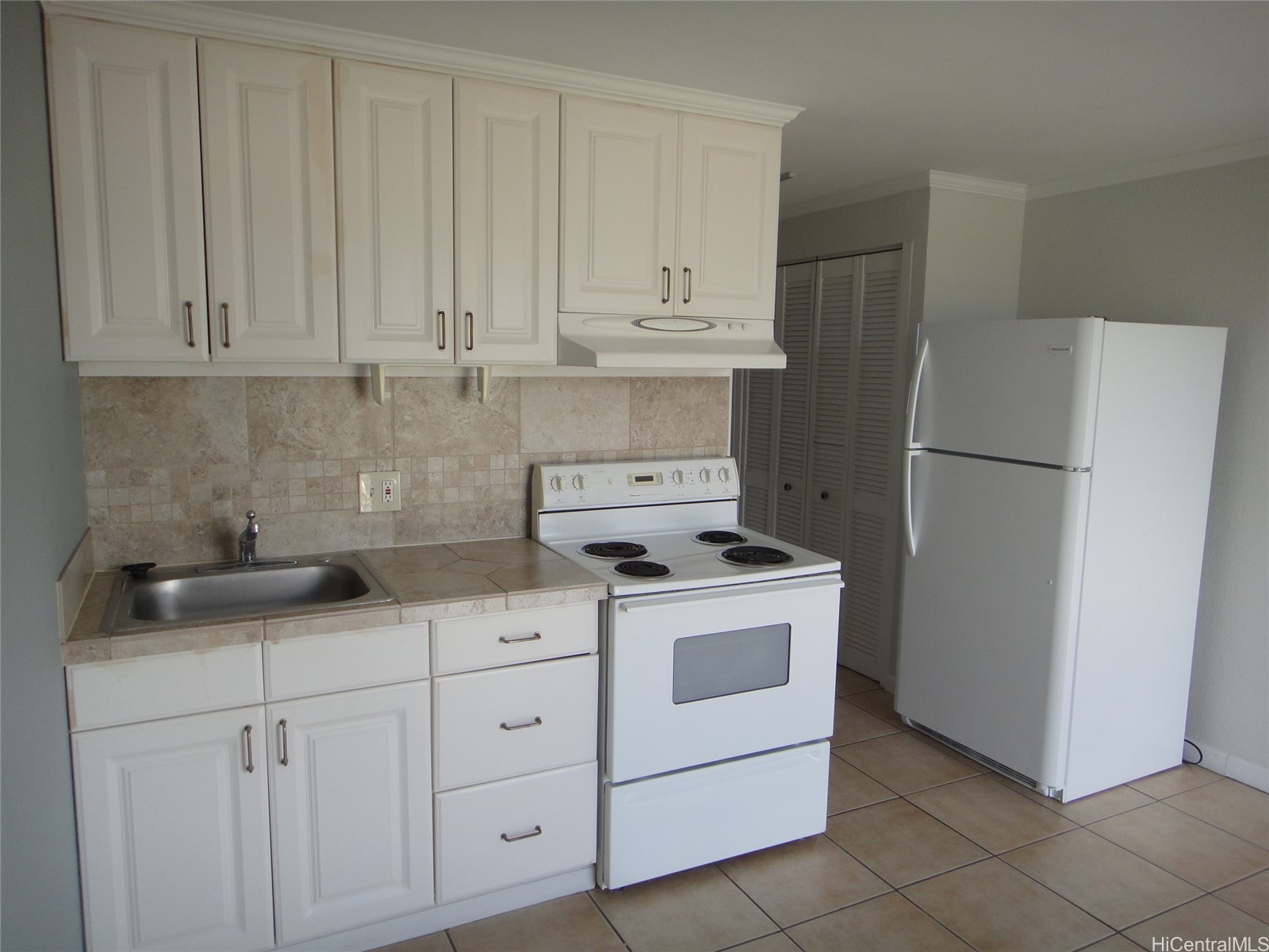 2211 Ala Wai Boulevard 2103