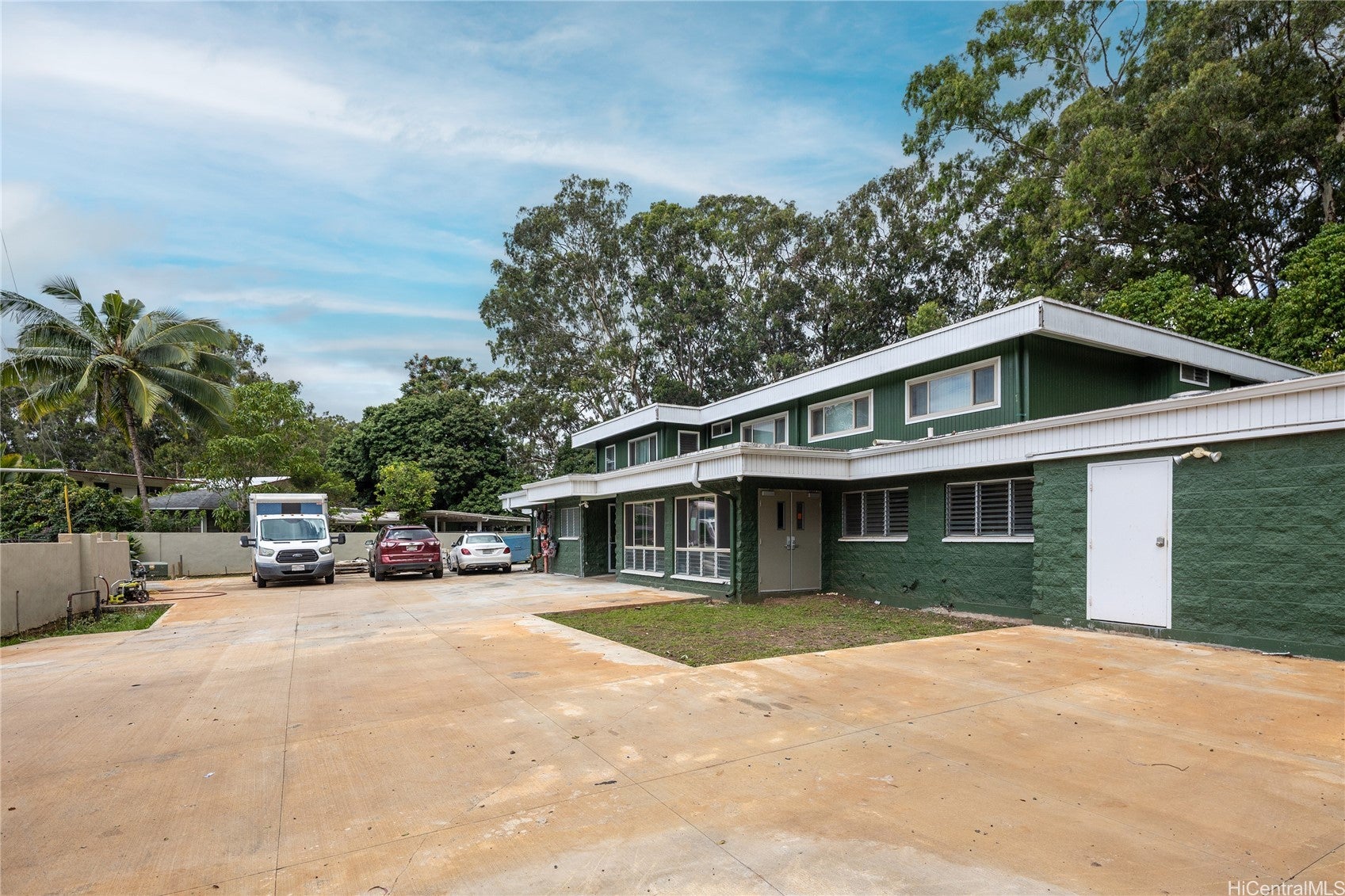 148 Lakeview Circle