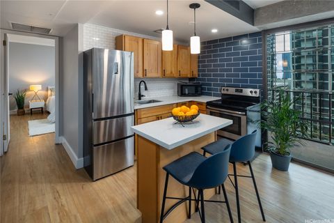 Photo of 225 Queen Street #14C, Honolulu, HI 96813 (MLS # 202601804)