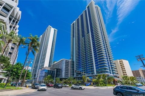 Photo of 1515 Liona Street #4019, Honolulu, HI 96814 (MLS # 202527683)