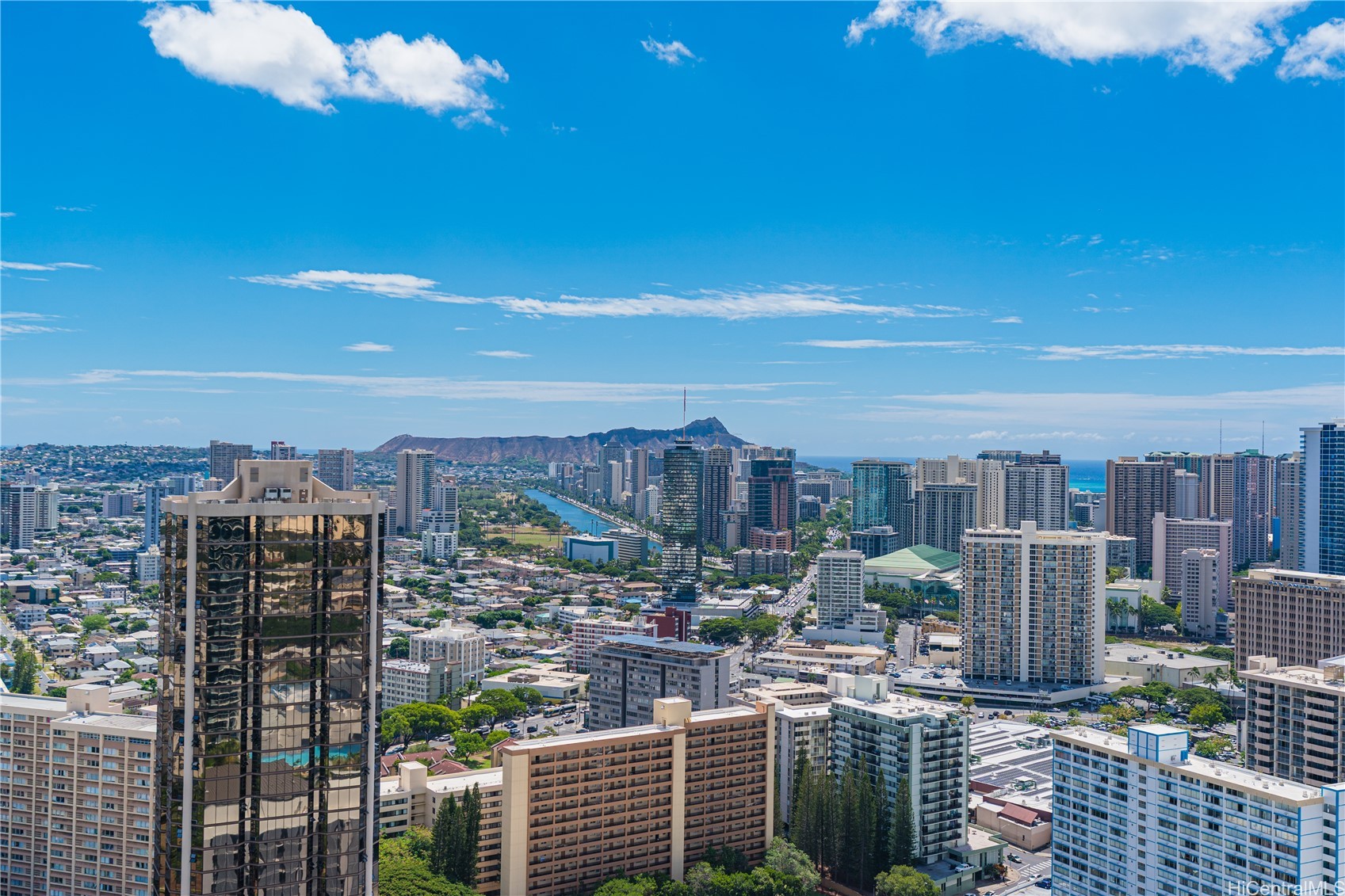 1515 Liona Street 4019