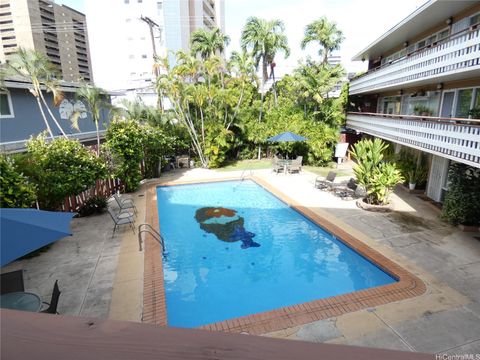 1427 Alexander Street 201 Honolulu HI 96822